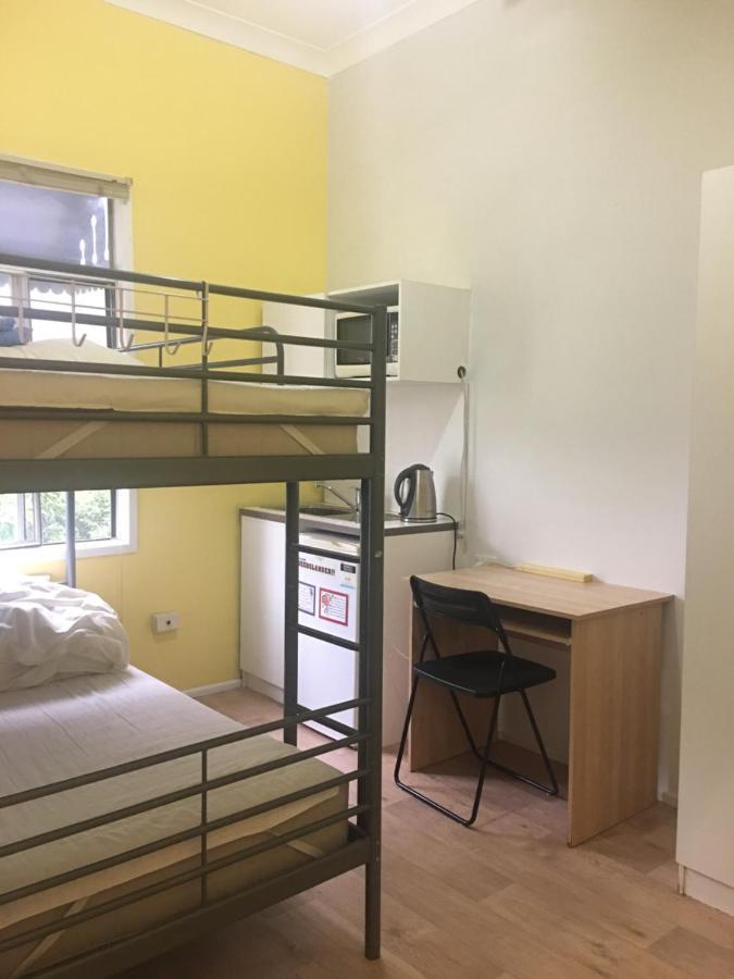 Five 2 Home Backpacker 브리즈번 외부 사진